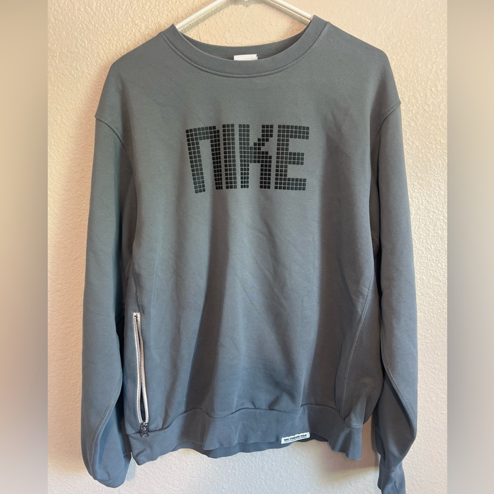 Nike Standard Issue Mens Med Soccer Crew Sweatshirt